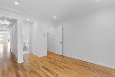 3439 Grace Avenue, Bronx, NY 10469 - Photo 17