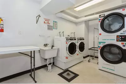 410 E Broadway #2F, Long Beach, NY 11561 - Photo 7