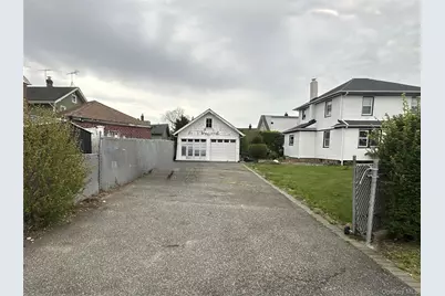96 California Avenue, Hempstead, NY 11550 - Photo 11
