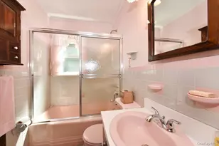 145 Benedict Ave, Valley Stream, NY 11580 - Photo 19