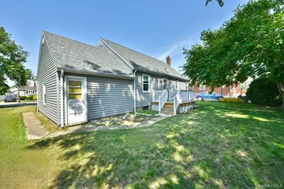 145 Benedict Avenue, Valley Stream, NY 11580 - Photo 27