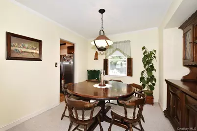 145 Benedict Avenue, Valley Stream, NY 11580 - Photo 9