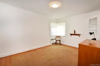 145 Benedict Avenue, Valley Stream, NY 11580 - Photo 17