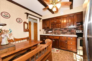 145 Benedict Ave, Valley Stream, NY 11580 - Photo 11