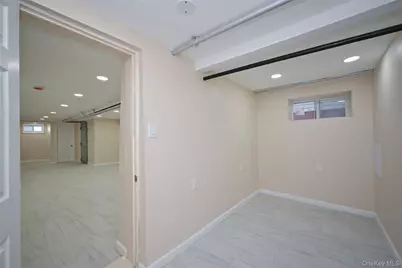 147-03 111th Avenue, Jamaica, NY 11435 - Photo 27