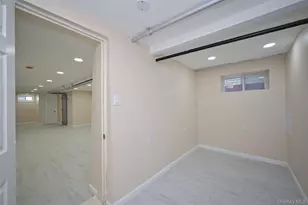 147-03 111th Ave, Jamaica, NY 11435 - Photo 27