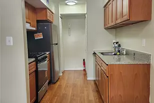 154 Storm Dr, Holtsville, NY 11742 - Photo 5