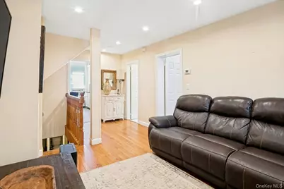 20 Waller Avenue, Ossining, NY 10562 - Photo 7
