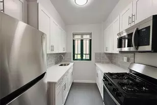 1705 Purdy St, Bronx, NY 10462 - Photo 1