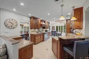 6 Field Daisy Ln, East Northport, NY 11731 - Photo 11
