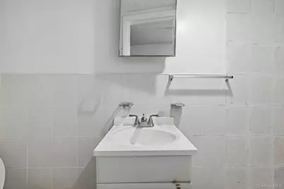 103-19A 110th St. South Richmond Hill, Richmond Hill, NY 11419 - Photo 13