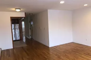 17225 91st Ave, Jamaica, NY 11432 - Photo 5