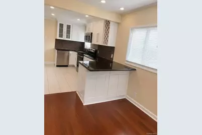 278 N 4th Street, Bethpage, NY 11714 - Photo 3