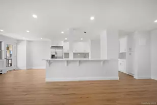 25 Neptune Blvd, Long Beach, NY 11561 - Photo 13