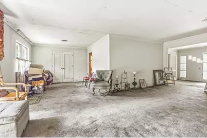 80 Nassau Drive, Great Neck, NY 11021 - Photo 9