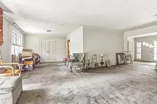 80 Nassau Dr, Great Neck, NY 11021 - Photo 9