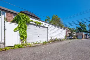82-44 167th St, Jamaica, NY 11432 - Photo 23