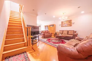 82-44 167th St, Jamaica, NY 11432 - Photo 3