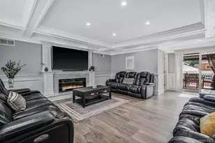 18 Worden Pl, West Babylon, NY 11704 - Photo 3