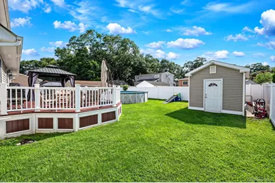 18 Worden Place, West Babylon, NY 11704 - Photo 35