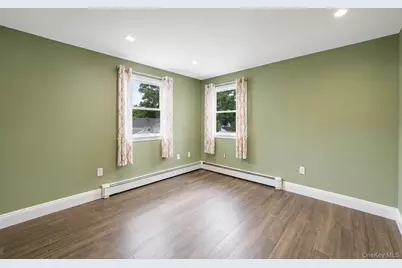 18 Worden Place, West Babylon, NY 11704 - Photo 19