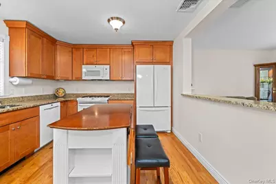 1 S Lynn Street, Warwick, NY 10990 - Photo 15