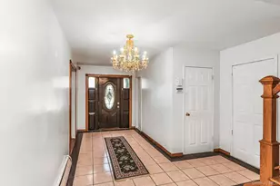 214 Park Ave, New Hyde Park, NY 11040 - Photo 7