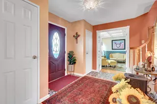 2 Fairhaven Dr, Wheatley Heights, NY 11798 - Photo 5
