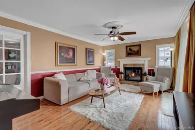 2 Fairhaven Drive, Wheatley Heights, NY 11798 - Photo 13