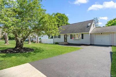 325 Harrison Avenue, Miller Place, NY 11764 - Photo 3