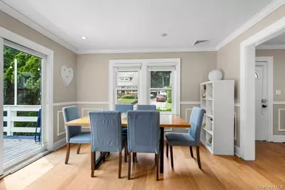 76 Chestnut Avenue, Pelham, NY 10803 - Photo 9
