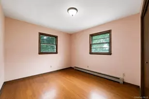 685 Village Ln, Mattituck, NY 11952 - Photo 17