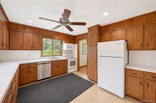 685 Village Ln, Mattituck, NY 11952 - Photo 13