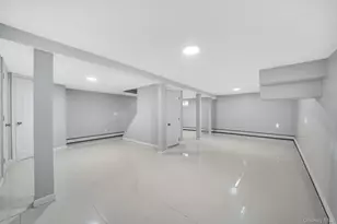 258 Fairview Blvd, Hempstead, NY 11550 - Photo 19
