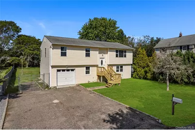 25 Marshall Street, Patchogue, NY 11772 - Photo 3