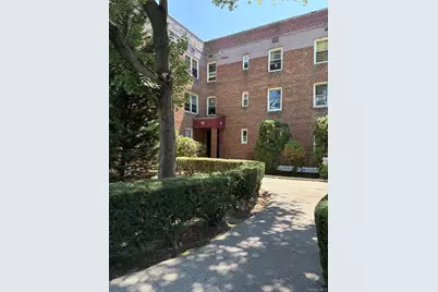 50 Davenport Avenue #1C, New Rochelle, NY 10805 - Photo 1