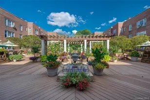 2 Overlook Rd, White Plains, NY 10605 - Photo 17