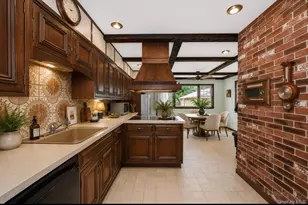 204 Center St, Williston Park, NY 11596 - Photo 43