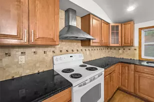 36 Clearview Dr, Wyandanch, NY 11798 - Photo 27