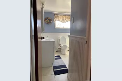 233 S 15th Street, Lindenhurst, NY 11757 - Photo 9