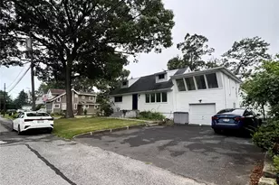 233 S 15th St, Lindenhurst, NY 11757 - Photo 5