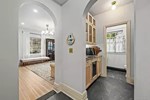 11 Maple Ave, Larchmont, NY 10538 - Photo 25