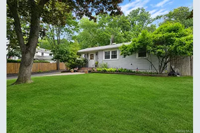 17 Beech Road, Rocky Point, NY 11778 - Photo 3