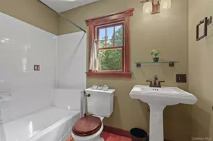 39 Miller Hill Woods Ct, Carmel, NY 10512 - Photo 7