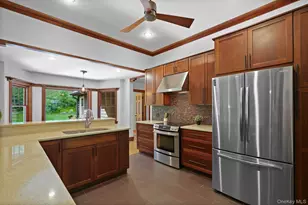 39 Miller Hill Woods Ct, Carmel, NY 10512 - Photo 11