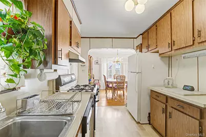 8007 250th Street, Bellerose, NY 11426 - Photo 11