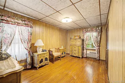 8007 250th Street, Bellerose, NY 11426 - Photo 17