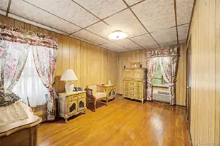 80-07 250th St, Bellerose, NY 11426 - Photo 17
