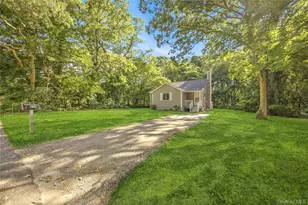 114 Wilson Ave, Medford, NY 11763 - Photo 3