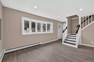 33 Parkway Blvd, Wyandanch, NY 11798 - Photo 9